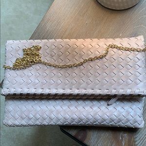 Weaved rose pink/mauve bag.